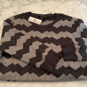 Ann Taylor NWT Grey Sweater Chevron Medium
